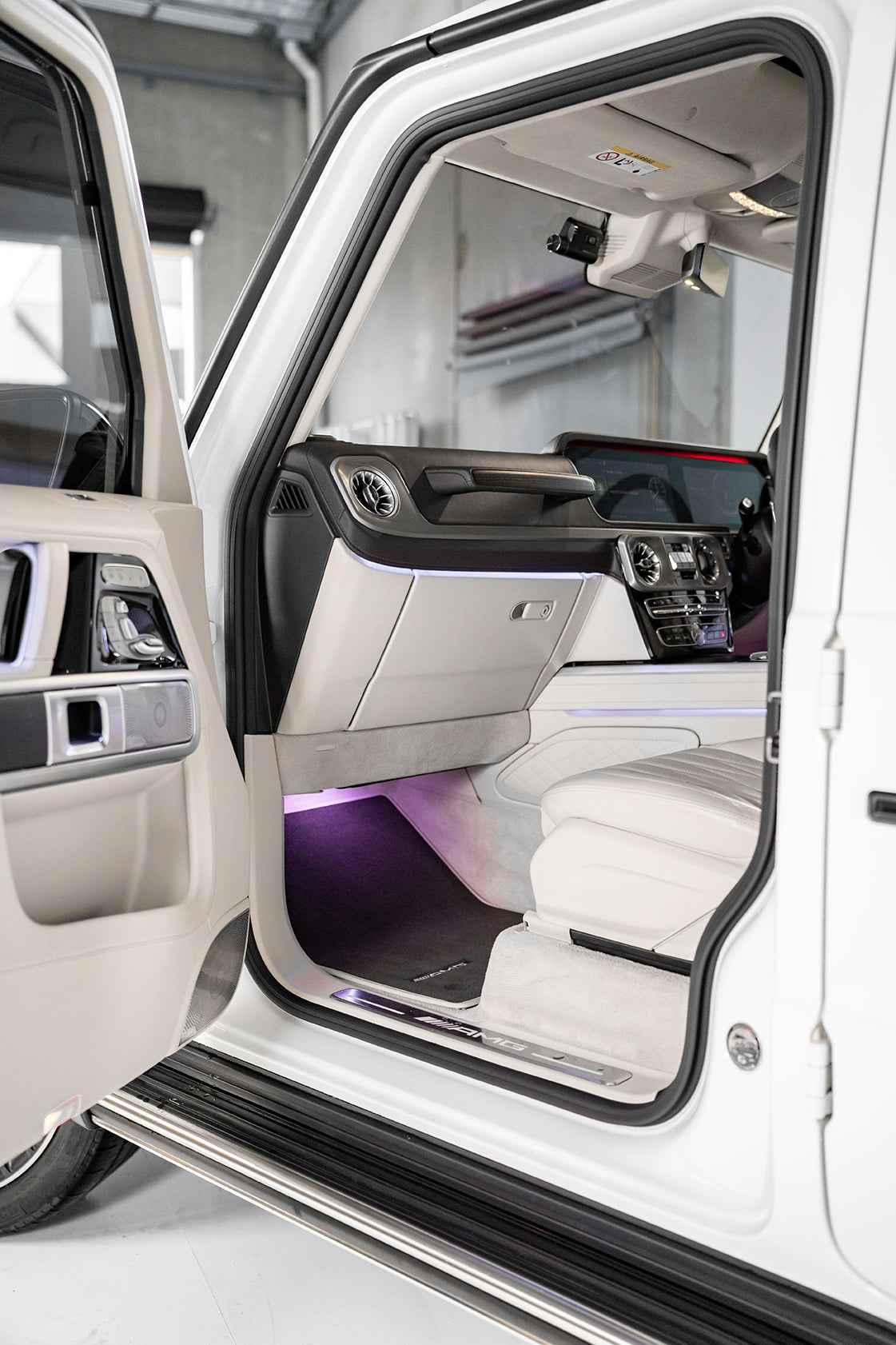 Mercedes G Wagon hire white interior passenger